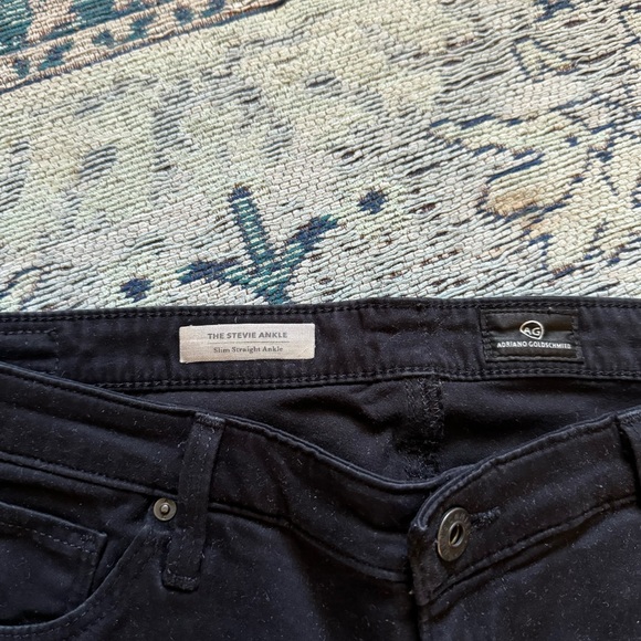 Anthropologie - AG - The Stevie Ankle - Slim Straight Ankle - Picture 3 of 5